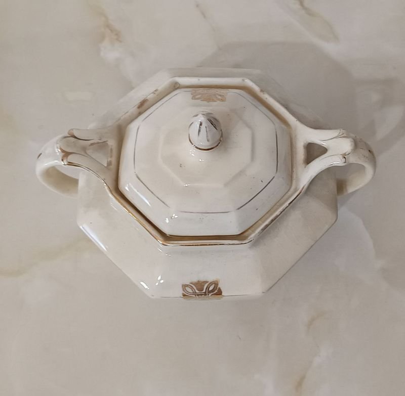 Azucarero de Loza INGLESA Thomas Hughes & Son (con tapa) - Porcelana blanca con diseño floral - imagen 2