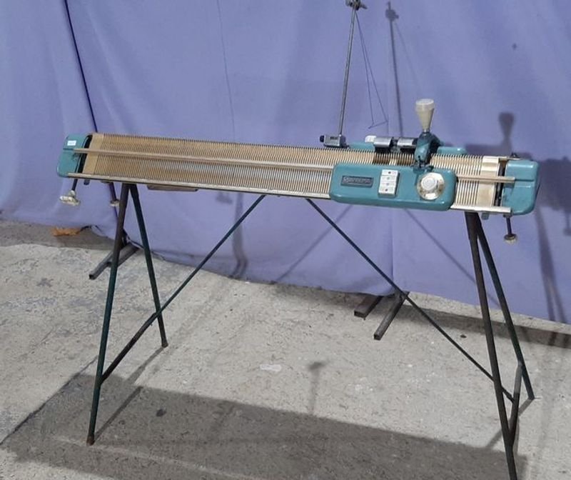 Lote anterior: Máquina de coser doble frontura