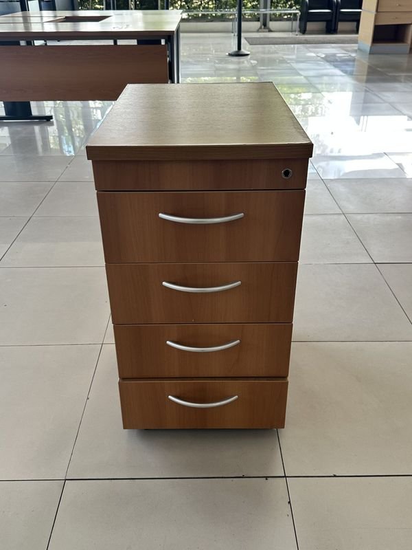 Lote anterior: CAJONERO