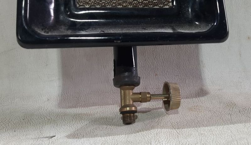 Panel de estufa a gas en buen estado - imagen 2