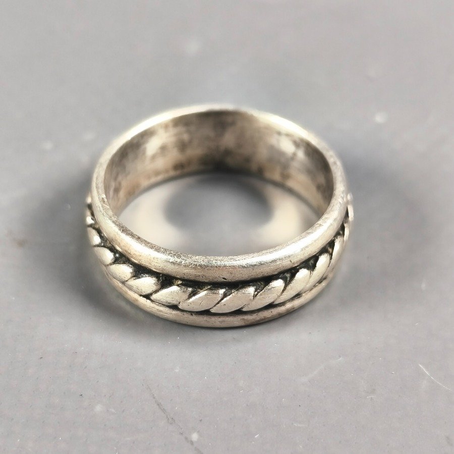 Item 16335 - Image 3