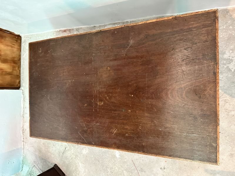 Mueble en Madera con Diseño Antiguo - imagen 2