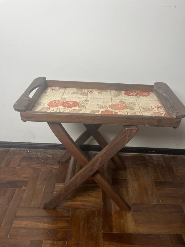 Mesa bandeja de madera con patrón floral - imagen 7