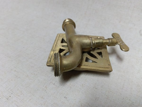 2 piezas de bronce: canilla y rejilla bronce - imagen 4