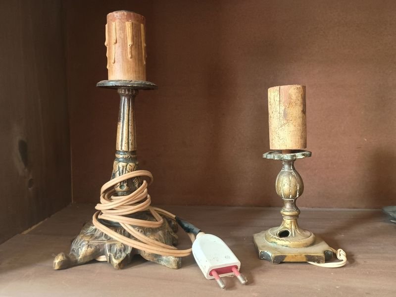Lote anterior: Porta lámparas de bronce en buen estado