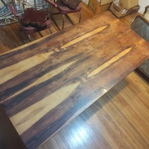 Mesa de Comedor Rectangular con Estructura de Bronce y Tapa de Ébano Enchapada - imagen 2