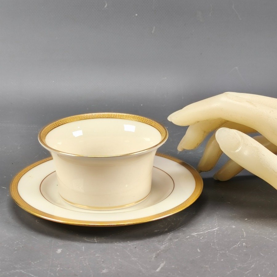 Item 18549 - Image 6