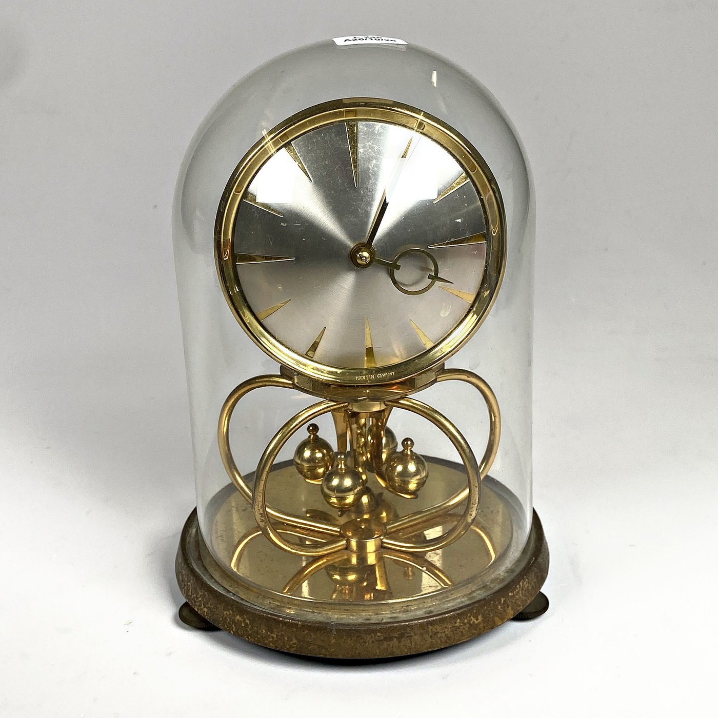 Reloj de Sobremesa Alemán en Bronce con Cúpula de Cristal