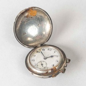 Dos Relojes de Bolsillo de Plata Antiguos - imagen 2