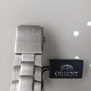 Reloj Orient Chronograph Acero Inoxidable Esfera Plateada Taquímetro - imagen 8