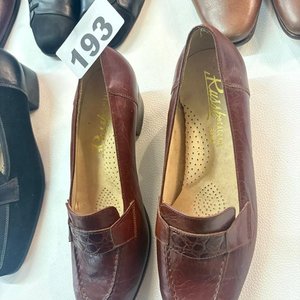Lote de 5 Pares de Zapatos de Cuero para Mujer - Talle 36 - imagen 3