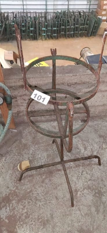 Soporte Metálico para Cementera