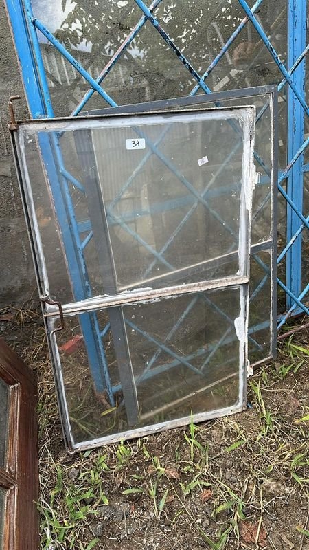 Item 897102 - Image 1