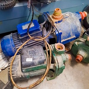 3 Bombas de Agua Usadas Saer: 2 de 0.5 HP y 1 de 3 HP Trifásica - imagen 4