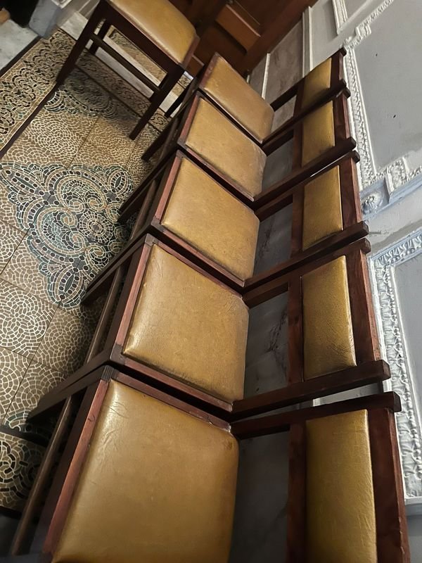 Sillas de madera con asiento y respaldo de pantasote - imagen 5