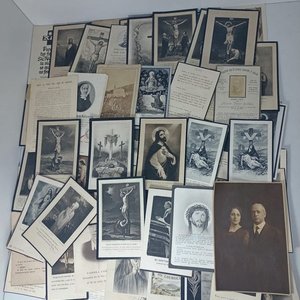 Colección de Postales Religiosas: Ilustraciones, Oraciones y Textos Sagrados - imagen 2