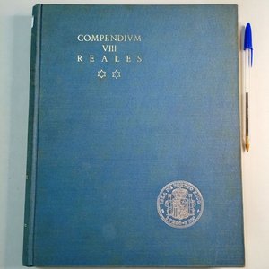 Lote siguiente: Compendio de las Piezas de Ocho Reales, tapa dura, español e inglés