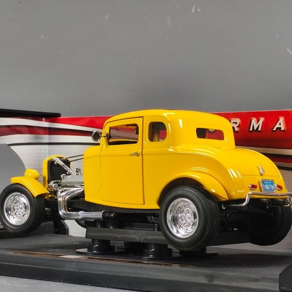 Modelo de coche de 1932 Ford en metal de die-cast, restaurado y detallado - imagen 10