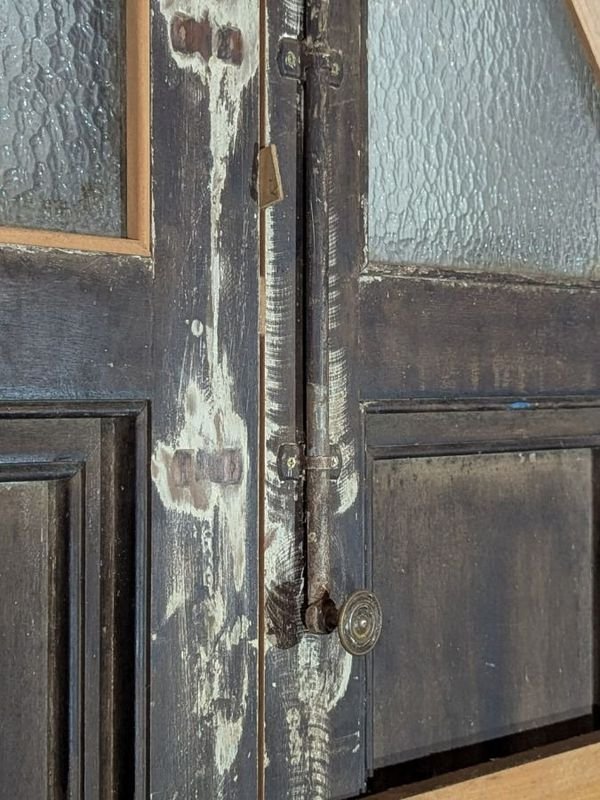 Puerta antigua de frente doble hoja y marco en cedro - imagen 9