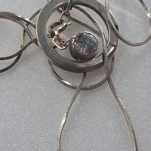 Cadena y Colgante Circular con Piedra Brillante en Plata - imagen 3