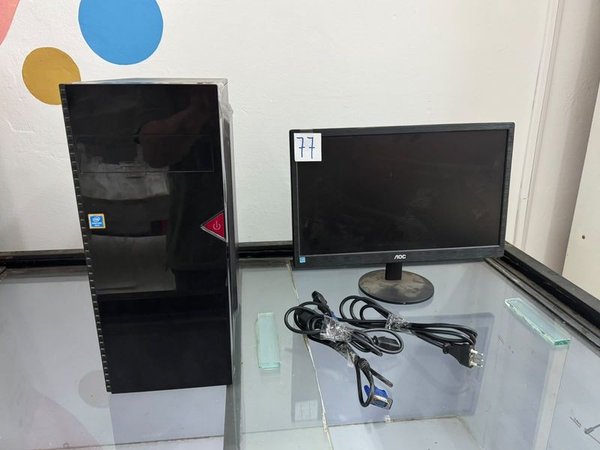 Monitor AOC y Torre de Computadora "NOC"