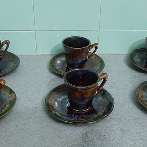 Juego de Café Completo en Loza Marrón con Diseño Tornasolado - imagen 3