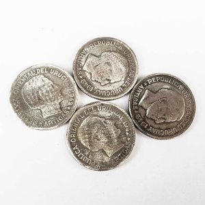 4 Monedas de Plata Uruguay 1 Peso 1942 - imagen 1