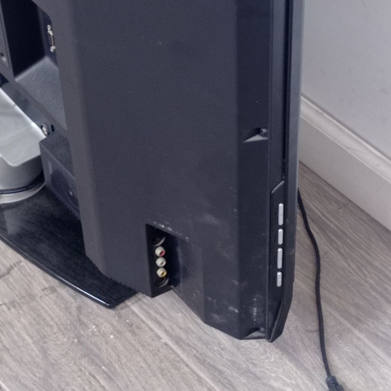 TV LCD Philips de 32 pulgadas a la venta - imagen 5