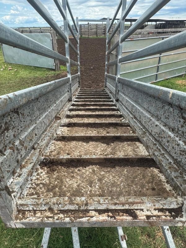 Item 840826 - Image 1