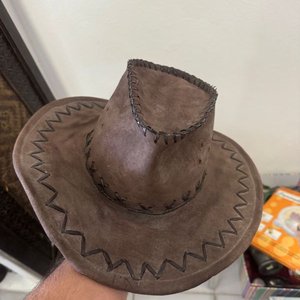 Lote de 3 Sombreros Vaqueros de Cuero - imagen 2