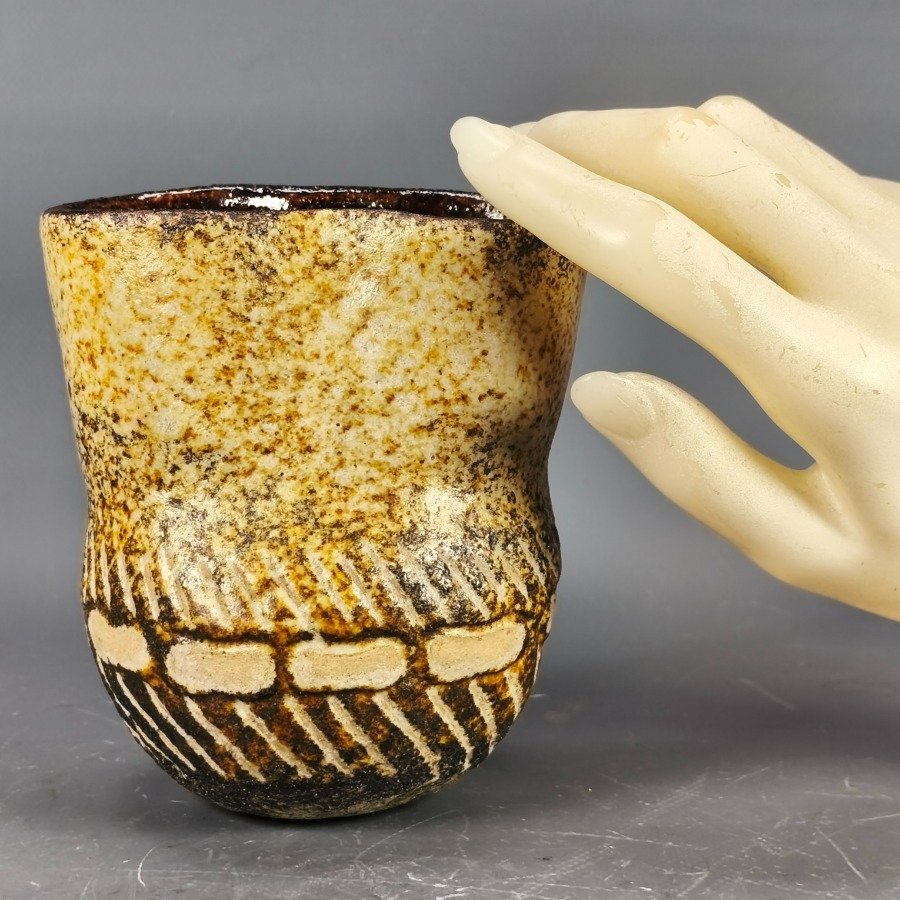 Item 18762 - Image 2