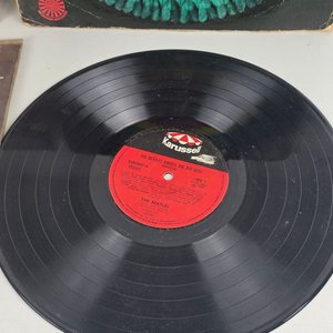Selección de Vinilos Bee Gees: "Spirits Having Flown" y "Here At Last... Live" - imagen 2