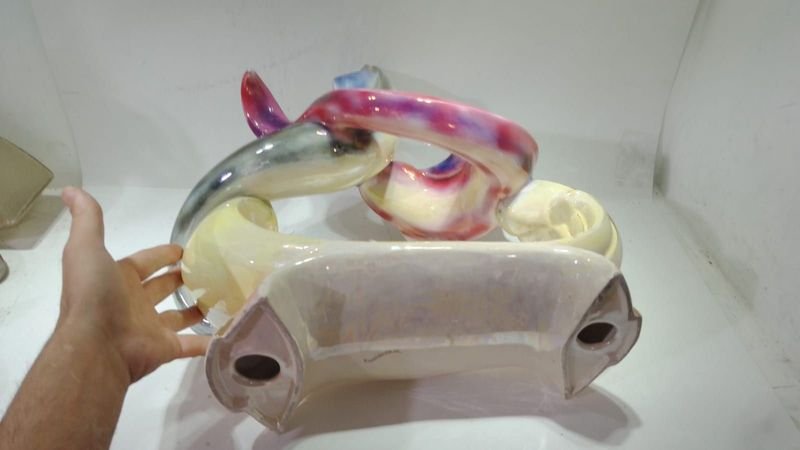 Pieza de Porcelana Opalizada de gran Tamaño y Diseño Único - imagen 6