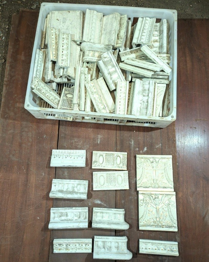 Lote anterior: Colección de mayólicas blancas