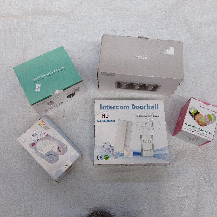 Cinco piezas: camara wifi + portero eléctrico + organizador para heladera + auriculares + aromatizador