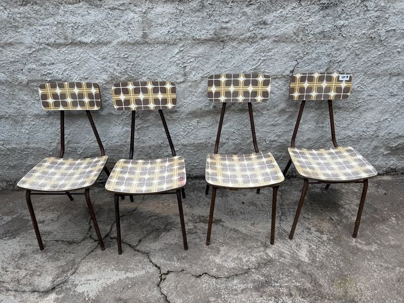 Juego de 4 Sillas Metálicas con Tapizado Estampado