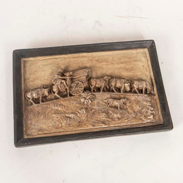 Cuadro de Yeso con Carreta y Bueyes, Firmado