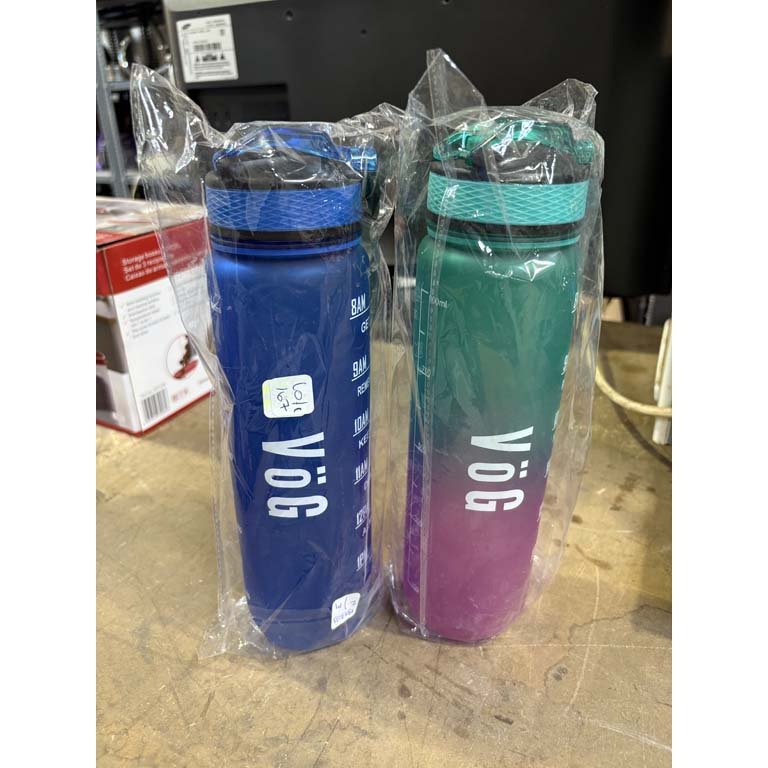 Lote siguiente: Botellas de agua nuevas y recargables
