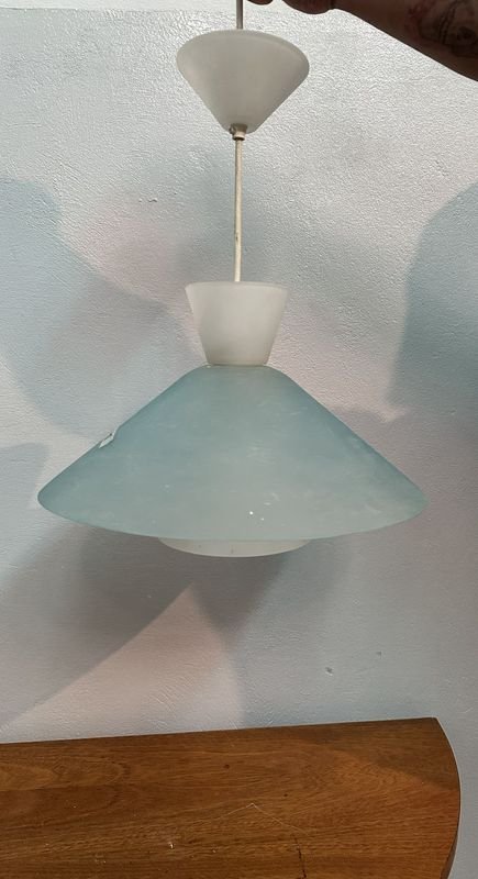 Lote anterior: Lámpara de Techo Vidrio Celeste con Cordón Blanco