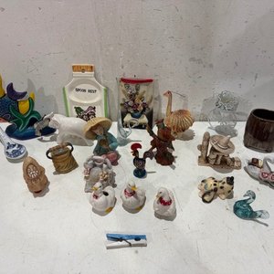 Lote anterior: Lote de Adornos Variados: Animales, Figuras y Objetos Decorativos