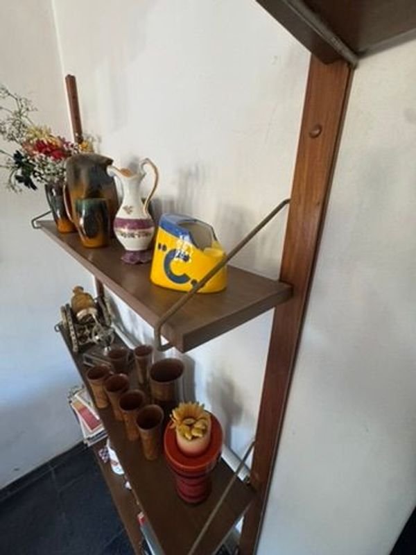 Estantería de madera desarmable con decoración - imagen 3