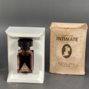 Lote de 5 piezas: Frascos de perfume, candelabro de porcelana, despojador y florero naranja - imagen 9