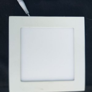 Dos Luces Led Cuadradas Blancas con Transformadores - imagen 3