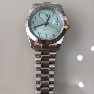 Réplica Reloj Rolex Day-Date Esfera Verde Agua con Números Árabes Orientales - imagen 2