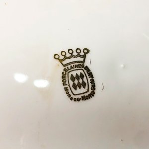 Plato de Porcelana Francesa Principado de Mónaco con Guarda Roja y Guirnaldas - imagen 4