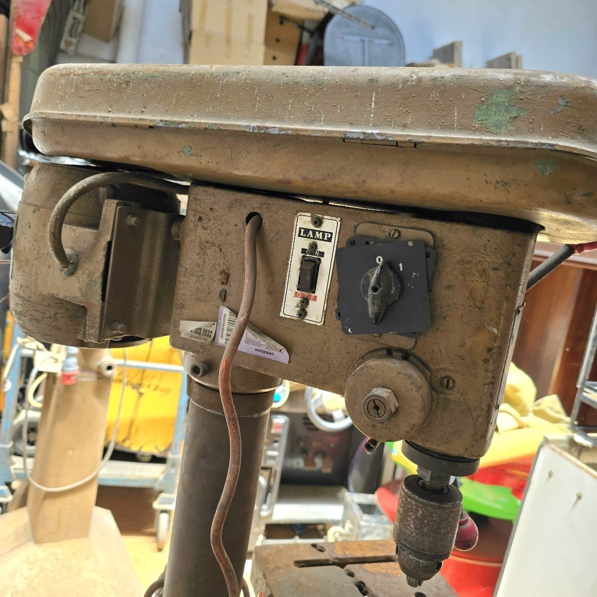 Item lote-64-taladro-de-mesa-monofasico - Image 1