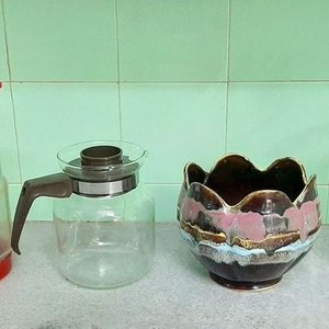 Lote de 2 Floreros, 2 Jarras, 2 Hieleras con Pinzas y Medidas - imagen 2