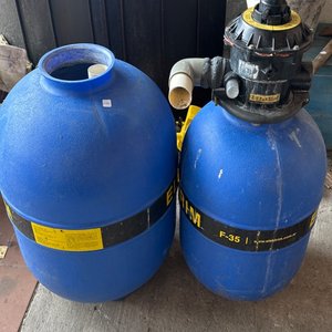 Lote siguiente: Filtros de Piscina Azules