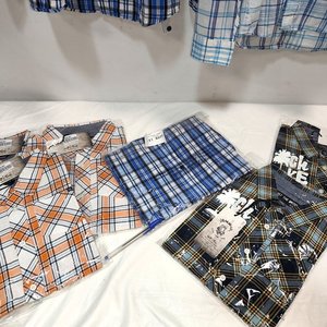 Lote de 8 Camisas Nuevas para Niños - Diseños y Colores Surtidos - imagen 4
