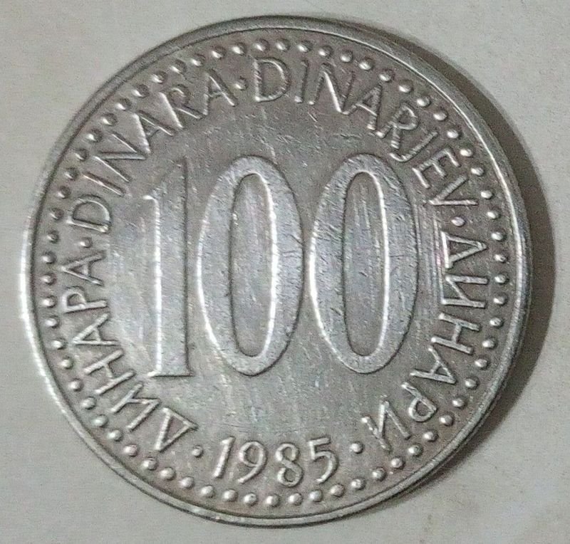 Moneda de 100 dinares de Yugoslavia de 1985